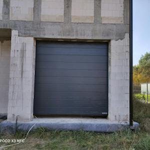 Brama Garażowa Hormann Przetłoczenia M Woodgrain RAL7016